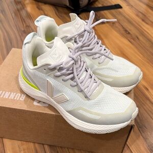 Veja Impala Running Sneakers | Women’s Size 5 (EUR 36) | EUC